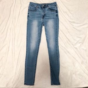 High Rise American Eagle Stretchy Skinny Jeans